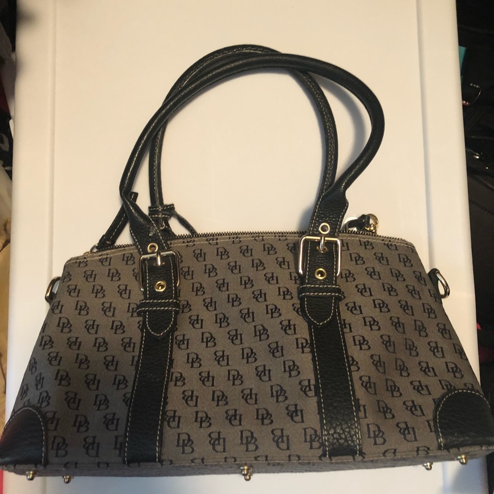 Dooney & Bourke Purse